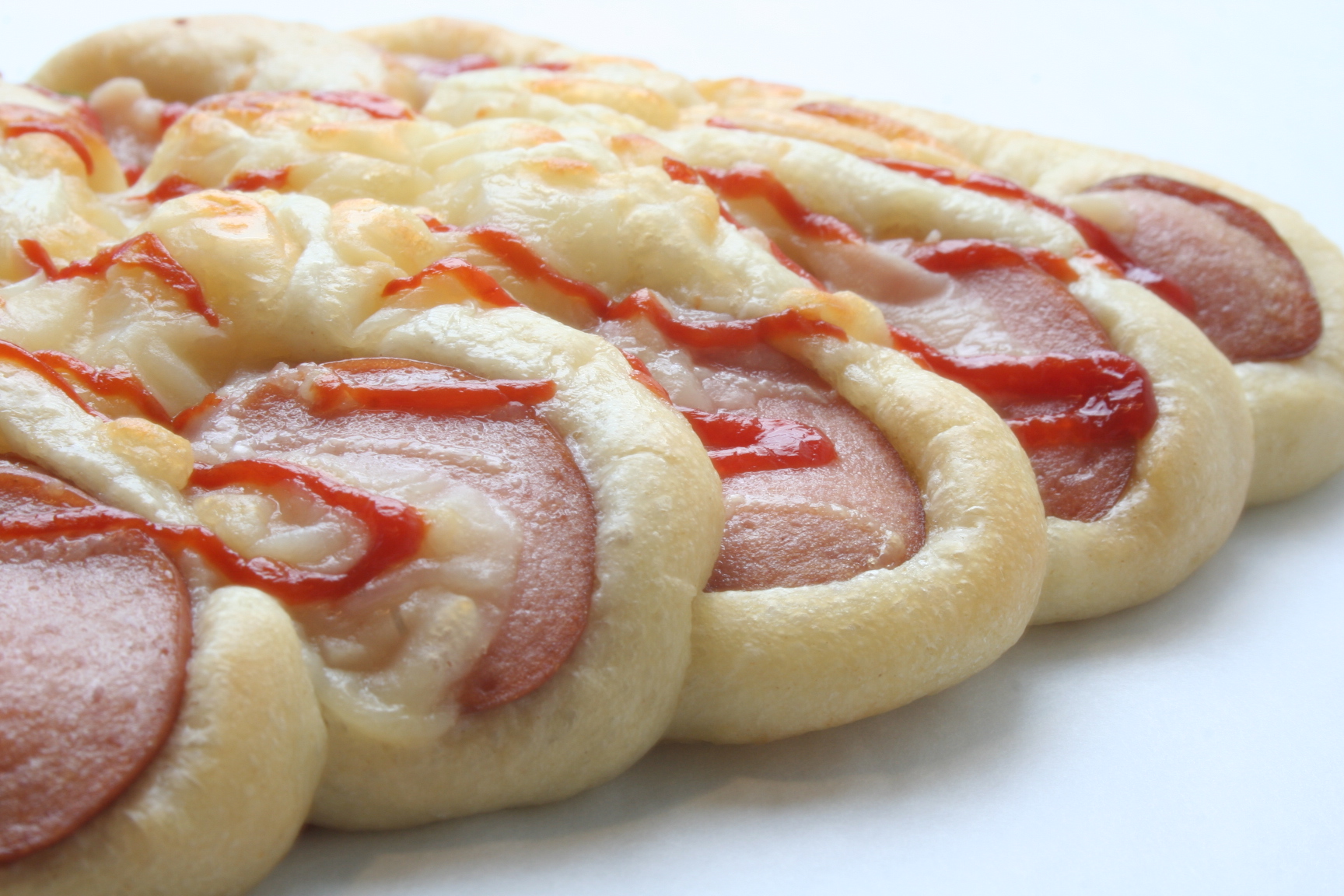 Hotdog pizza Kim's Bakery