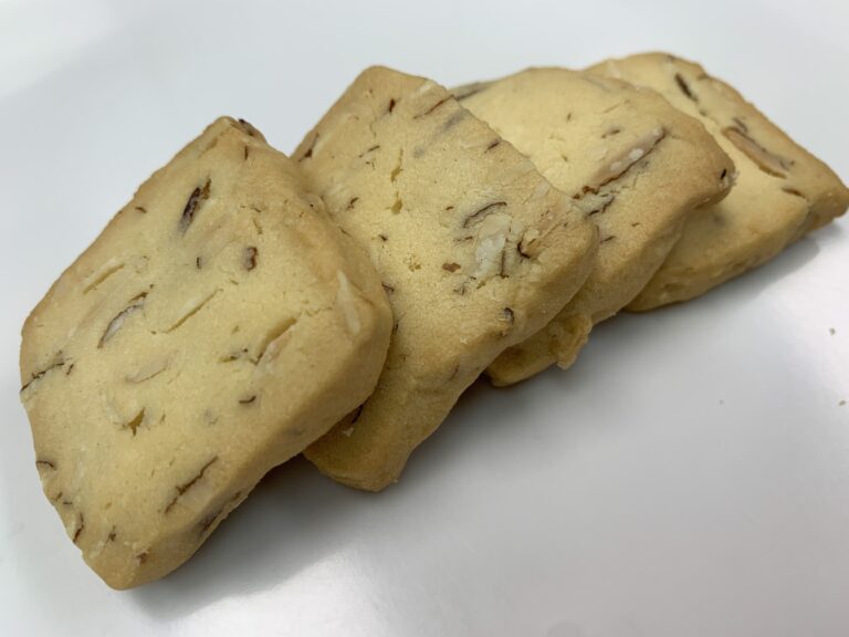 Almond cookies
